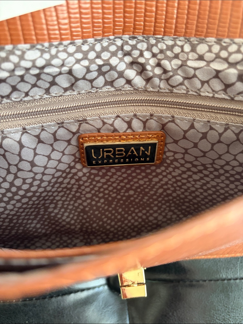 Urban Expressions Structured Envelope Crossbody Bag/Clutch Cognac w/Gold Chain - Picture 3 of 9